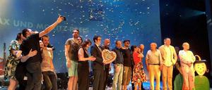 Vor der Pandemie: 2018 fand die Max-und-Moritz-Preisverleihung noch analog auf der Bühne statt.