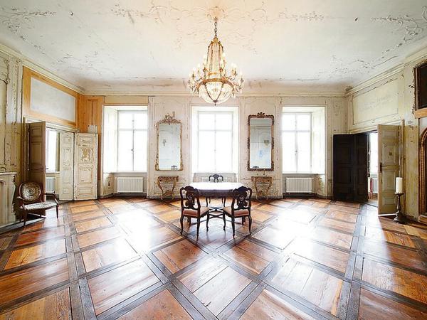 Der Spiegelsaal des Schlosses.