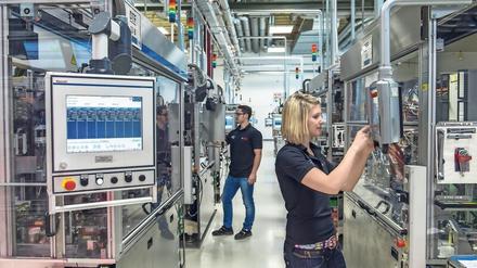 Bosch, im Bild die Produktion im bayerischen Immenstadt, ist der größte Autozulieferer der Welt – und bezieht wiederum Teile von anderen Lieferanten. 
