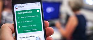 Die App sollte positiv ausgefallene Corona-Tests eigentlich direkt per QR-Code melden.