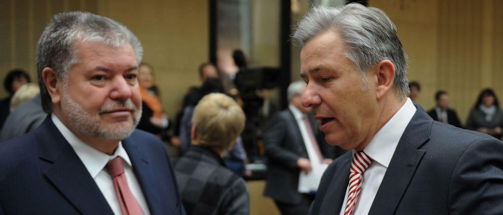 Vor langer Zeit im Bundesrat: Kurt Beck und Klaus Wowereit bei einer Sitzung 2012.