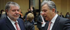 Vor langer Zeit im Bundesrat: Kurt Beck und Klaus Wowereit bei einer Sitzung 2012.