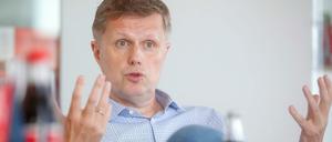 Bjørn Jensen, Chef der Coca-Cola Deutschland GmbH, beim Interview in seinem Büro an der Stralauer Allee.