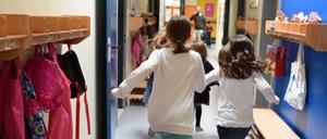 Bewegung ist frei - andere Angebote in Kitas können ganz schön teuer sein.