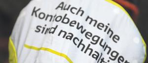 Mit dem Geld auf dem Girokonto nachhaltige Projekte fördern: Das wollen immer mehr Bankkunden.