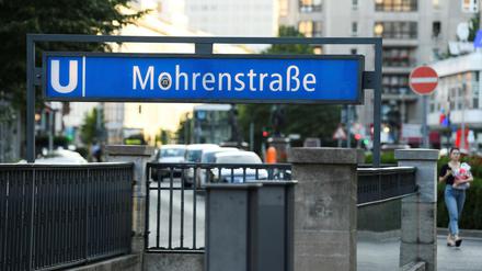 Umstrittener Name. Wie heißt der U-Bahnhof Mohrenstraße künftig?