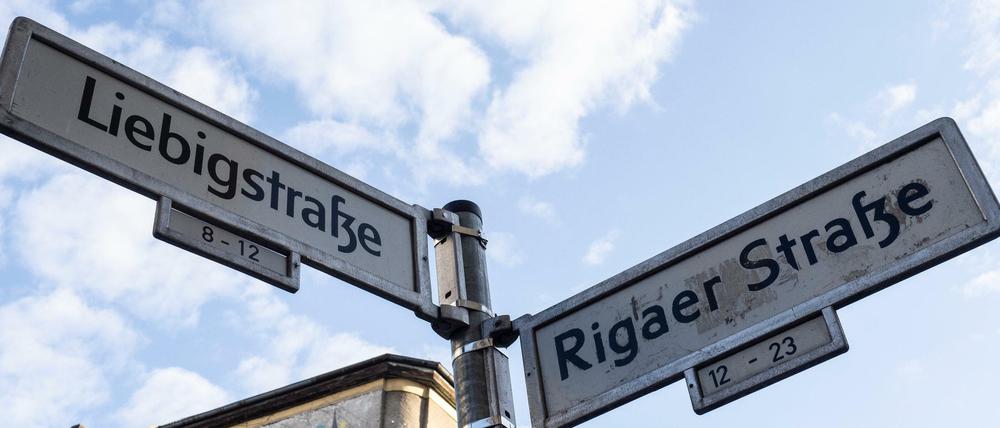 Am Donnerstag hatte es in dem Haus in der Rigaer Straße Durchsuchungen gegeben.
