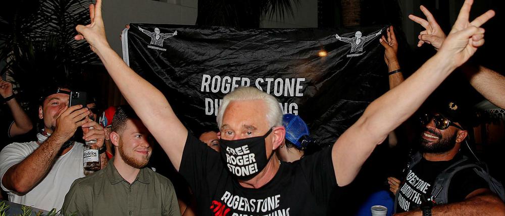 Der Exzentriker Stone mit seinen schlohweißen Haaren gilt als eine der schillerndsten Figuren in der amerikanischen Politik.