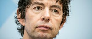 Die Berliner Punkrock Band ZSK hat dem Charité-Virologen Christian Drosten einen Fan-Song gewidmet.