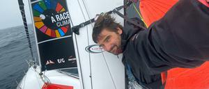 Selfie von der See: An Bord seiner „Seaexplorer“ war Boris Herrmann beim Vendèe-Arctique-Rennen unterwegs.