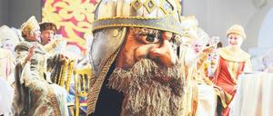 ie Glinka-Oper „Ruslan and Ludmilla“ unter Regie von Dmitri Tscherniakov lief 2011 zur Wiedereröffnung des Bolschoi-Theaters in Moskau und machte Skandal.