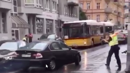Als der Mann aus der Kontrolle ausbrach, fielen Schüsse.