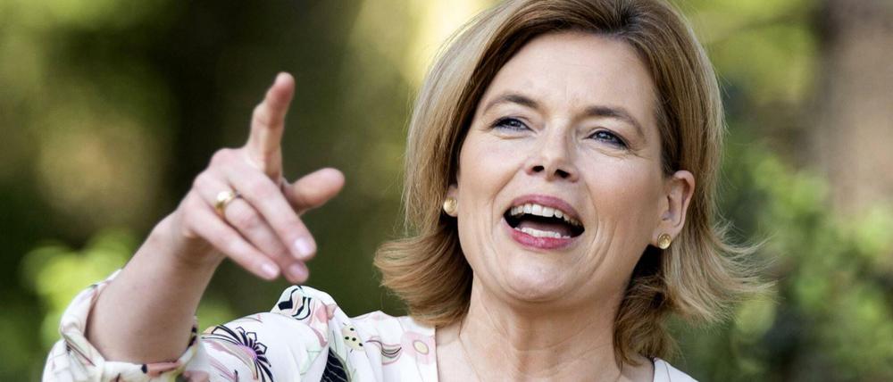 Mehr Gentechnik wagen! Dafür plädiert Julia Klöckner (hier im April bei der Besichtigung einer Wald-Wiederaufforstungsfläche).
