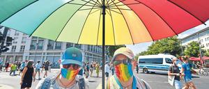 Vorbildlich geschützt beim alternativen CSD 2020. 