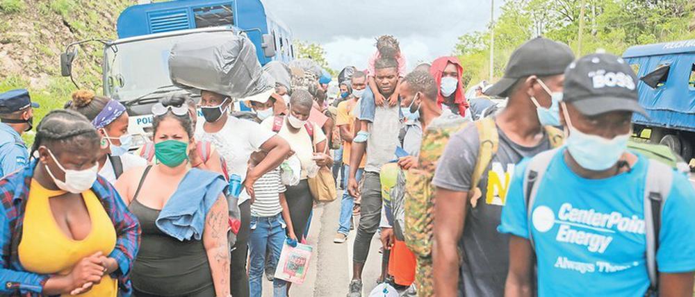 Der große Treck. Stillstand auf der Migrationsroute zwischen Süd- und Nordamerika – auch viele Menschen aus Afrika sind hier unterwegs.