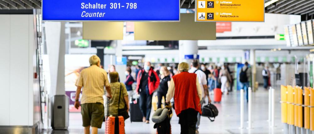 Der Reiseverkehr ist wieder angelaufen - wie hier in Frankfurt.