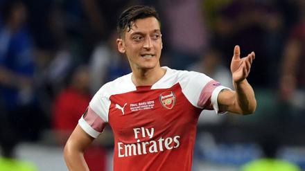 Grund zur Klage: Mesut Özil hat beim FC Arsenal zurzeit nicht viel zu melden.