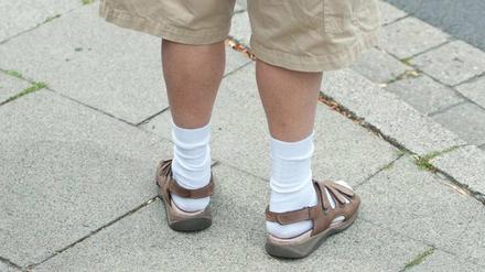 Sandalen mit Socken und kurzer Hose gehören für einige deutsche Touristen dazu.