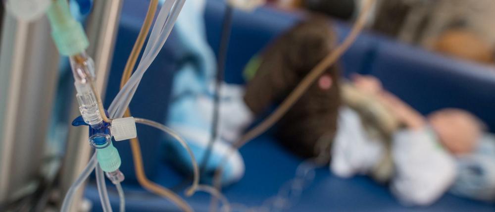  Das Risiko für Schwarze Kinder nach einer Operation zu sterben ist dreieinhalb Mal höher.
