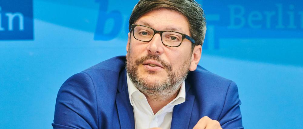 Berlins grüner Justizsenator Dirk Behrendt treibt den Kampf gegen die organisierte Kriminalität voran.