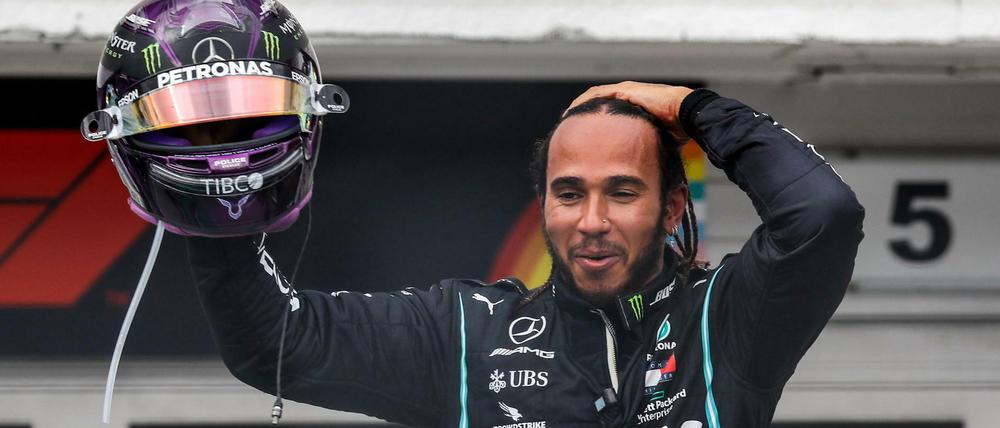 Lewis Hamilton nach seinem Sieg in Ungarn. 