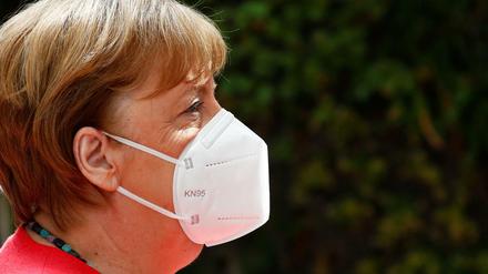 Angela Merkel nimmt auf dem EU-Sondergipfel eine Vermittlerinnenrolle ein.