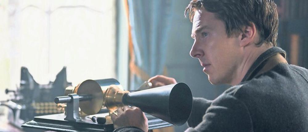 Superheld unter Superheld unter den Erfindern.Thomas Edison (Benedict Cumberbatch) hat mehrere Industrien begründet.