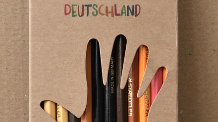Kein Holzweg: Mit Buntstiften gegen Ausgrenzung. 
