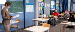 Vor den Ferien gab es - wie hier in Bayern - Präsenzunterricht nur für kleinere Gruppen.