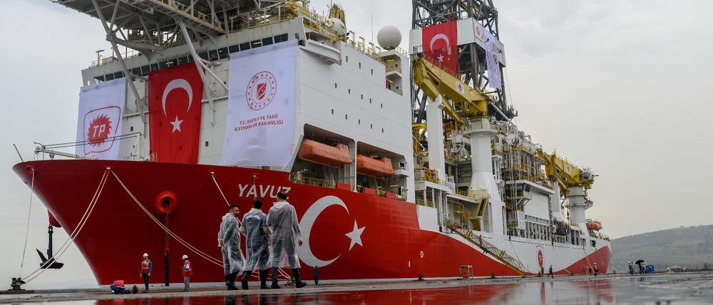 Ein türkisches Bohrschiff (Arichivbild), das für die Probeborungen im Mittelmeer eingesetzt werden kann. 
