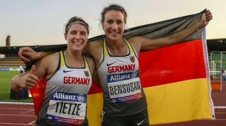 Maria Tietze (links) bei der Para-Leichtathletik-EM 2018 in Berlin.