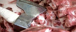 Gedämpfter Appetit. Eine Bürgerinitiative kritisiert seit Jahren die Bedingungen in der Schlachterei im Kreis Dahme-Spreewald – für Tiere und Mitarbeiter. Nun gibt es den zehnten Corona-Fall dort seit Anfang Juni.