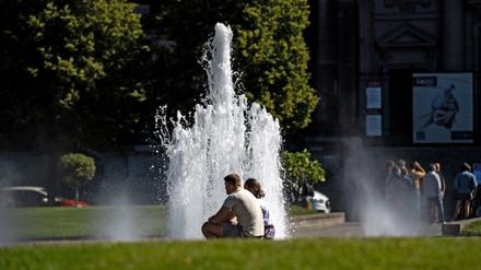 Auch ein Springbrunnen kann eine willkommene Abwechslung sein - wie hier im Lustgarten.