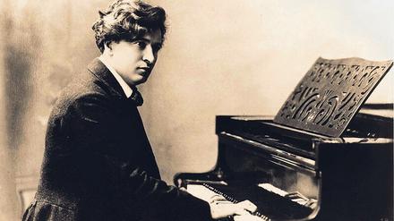 Ein Talent am Klavier. Ferruccio Busoni.