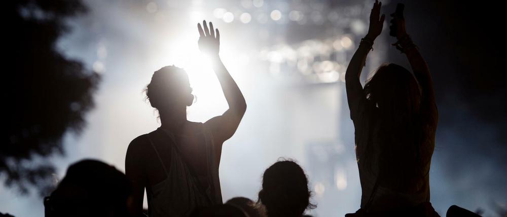 Der Senat und die Clubcommission haben sich für Open-Air-Raves auf öffentlichen Grünflächen stark gemacht.