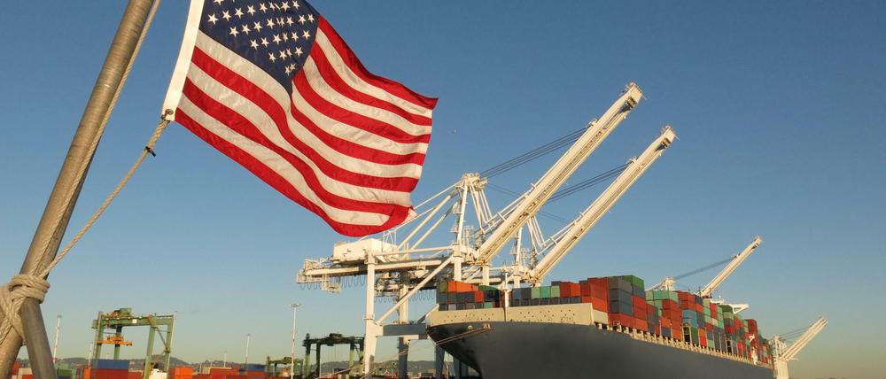 Das BIP der USA schrumpfte von April bis Juni aufs Jahr hochgerechnet um 32,9 Prozent.