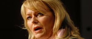 Autorin Eva Herman während eines Interviews unter dem Motto - Treibjagd auf familiäre Werte.