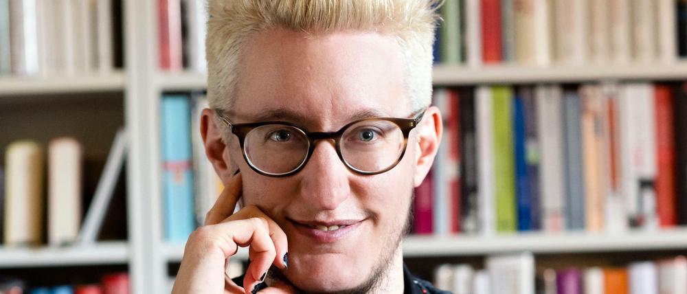 Der Autor Linus Giese.