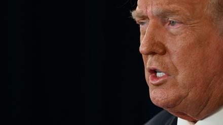 Trump fühlte sich von kritischen Fragen einer Journalistin eingeschüchtert und überwältigt. 