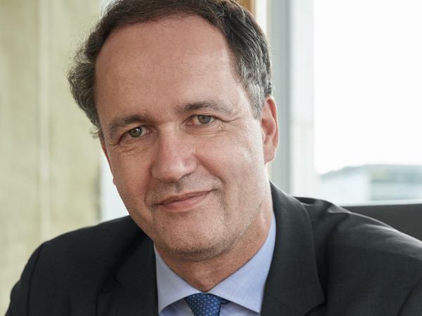 Der Autor: Alexander von Aretin ist Rechtsanwalt, Mediator und Vertreter der Eigentümerin eines teilbesetzten Hauses in Friedrichshain.