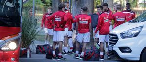Spiepause. Di U17 des 1. FC Köln kann nach Hause fahren.