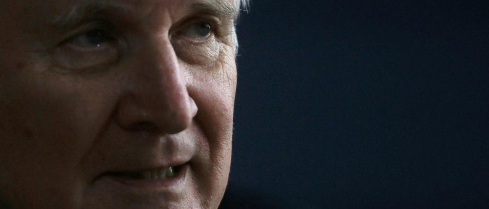 Bundesinnenminister Horst Seehofer (CSU) verbietet nach Berlin auch Thüringen die Aufnahme von Flüchtlingen.
