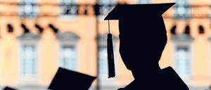 Im Schatten von Corona. Zum Wintersemester könnten bis zu 15 Prozent der dualen Studienplätze in Berliner Betrieben wegfallen.