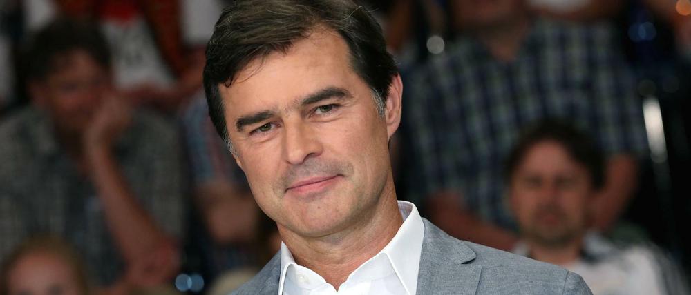 Thomas Berthold ist ehemaliger Fußballspieler.