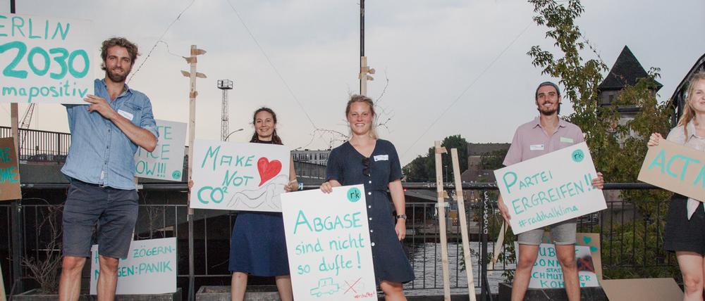 Der neugewählte Parteivorstand von radikal:klima: Moritz Ellenberg (36), Sandra Wesemann (37), Janka Eckert (31), Antonio Rohrßen (27), Jeanette Krüger (31)