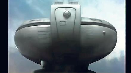 Und das im Nachmittags-TV. In diesem Gefährt jagen Außerirdische in der britischen Serie „Die dreibeinigen Herrscher“ Kinder. Das ZDF zeigte das 1986 erstmals. 