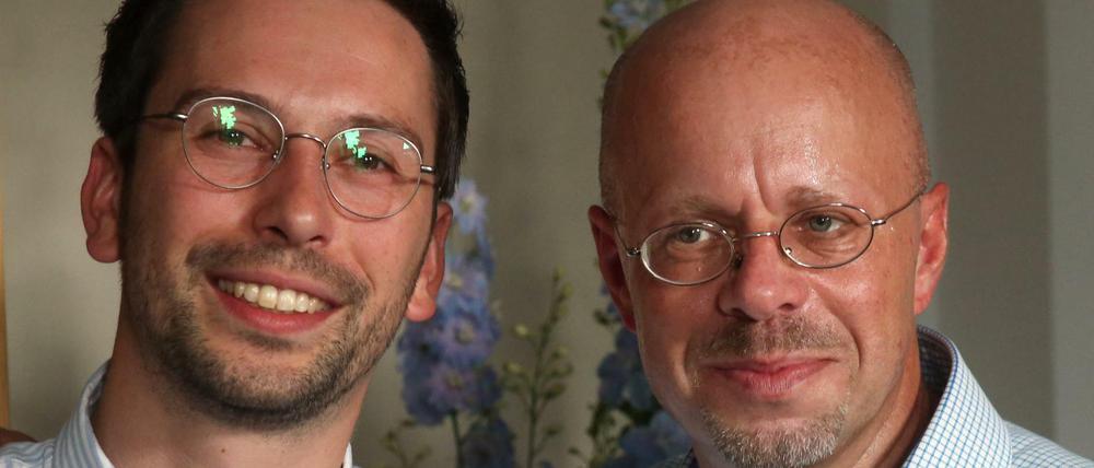 Der Ex-Fraktionsvorsitzende der Brandenburger AfD, Andreas Kalbitz, und sein Nachfolger im Amt, Dennis Hohloch.