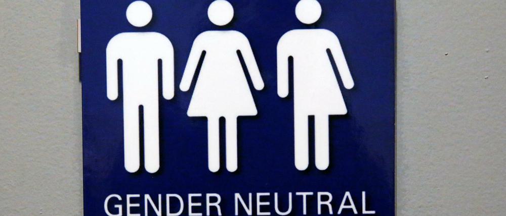Schild an einer Toilette in Philadelphia im US-Bundesstaat Pennsylvania