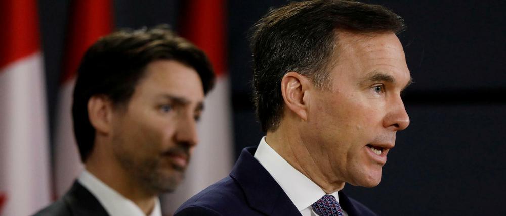 Kanadas Finanzminister Bill Morneau (rechts) mit Premier Justin Trudeau (Archivbild)