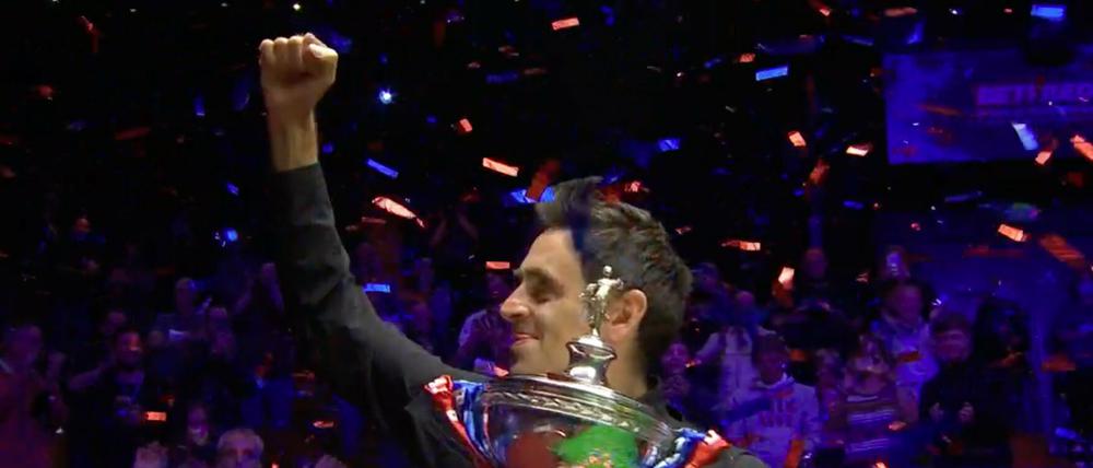 Ronnie! Der 44 Jahre alte Engländer machte den Triumph am Sonntag mit einem 18:8-Erfolg über seinen Landsmann Wilson perfekt.